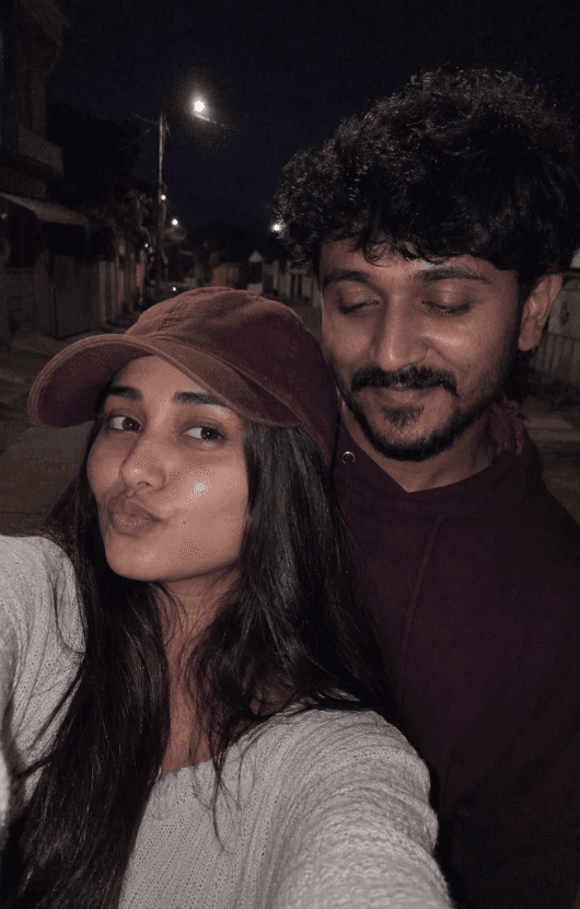 Romantic Night Street Couple Selfie Prompt